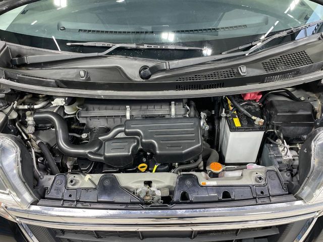 親切・丁寧な専門メカニックスタッフが応対！・車検・点検整備・事故等の修理などアフターサービスも安心。お車のカスタマイズもネクステージのサービススタッフまでご相談ください！
