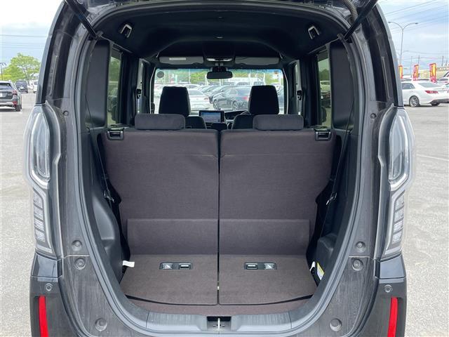 積み込みやすくて、たっぷり積める荷室です。シートアレンジできるものは、乗車人数と荷物の量や大きさによってシートを動かすことができるので、より快適なドライブが可能です！