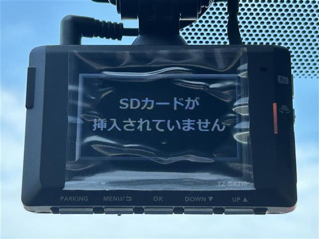 【　ドライブレコーダー　】運転中の記録を残します。事故などを起こした起こされた時の証拠を残します。