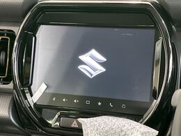 【純正9型ナビ】人気の純正ナビを装備。オーディオ機能も充実しており、Bluetooth接続すればお持ちのスマホやMP3プレイヤーの音楽を再生可能！毎日の運転がさらに楽しくなります！！