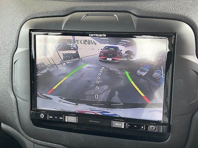 Bカメラ装備後方確認時には必需品の装備になります。 【ETC車載器】を装備しておりますので、ご納車直後からの遠距離ドライブも可能です。