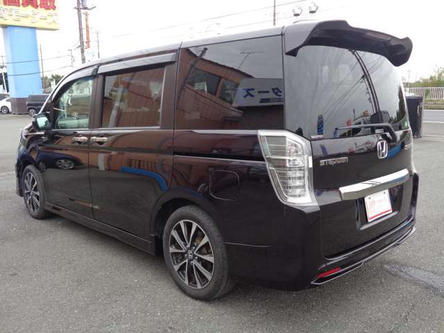 近隣のお客様は事故、故障等のトラブルは当社でキャリアローダートラックを配置しておりますのでご安心ください☆遠方の方はロードサービスのご紹介を致しております★