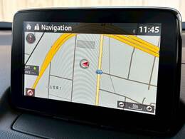 【純正ナビ】一体感のあるナビは、高級感ある車内を演出してくれます。Bluetooth再生などオーディオ機能も充実しておりますので、運転もより楽しめます♪