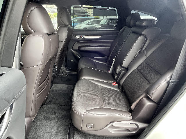 国内全メーカーの新車をお安く販売可能☆ディーラーさんより安く新車を購入したい！そんなあなたに自信を持ってご案内致します！トヨタ新車在庫有り多数ご用意出来ます。