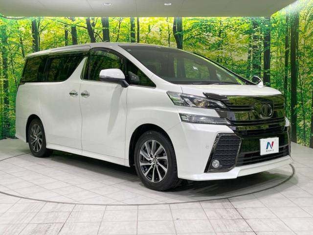 大好評のボディコーティング「弾スプラッシュコート」もご納車までに施工可能。通常のガラスコートと異なる、耐久年数6年の無機質ガラスコーティングが、ボディをキレイな状態に保ってくれます。