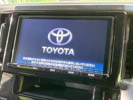 【大画面ナビ】人気の大型9インチナビを装備。存在感のある大画面はインパクト大！ナビ利用時のマップ表示は見やすく、テレビやDVDは臨場感がアップ！いつものドライブがグッと楽しくなります♪