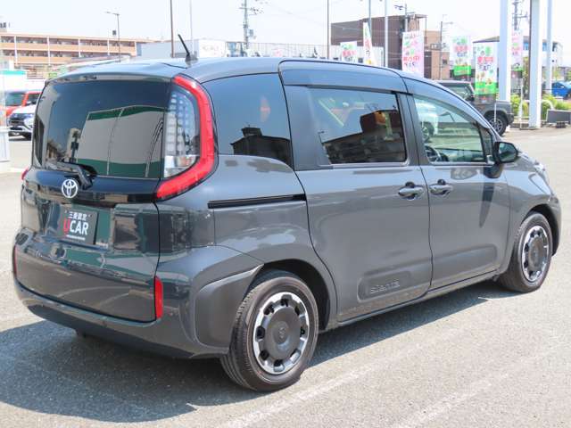 コンパクトなのに7人乗り！シエンタが入荷いたしました！