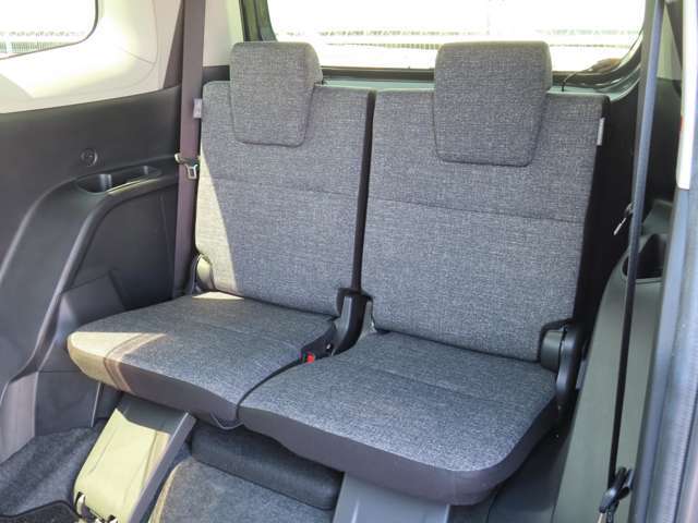車内やシートの汚れは少ない車両です！