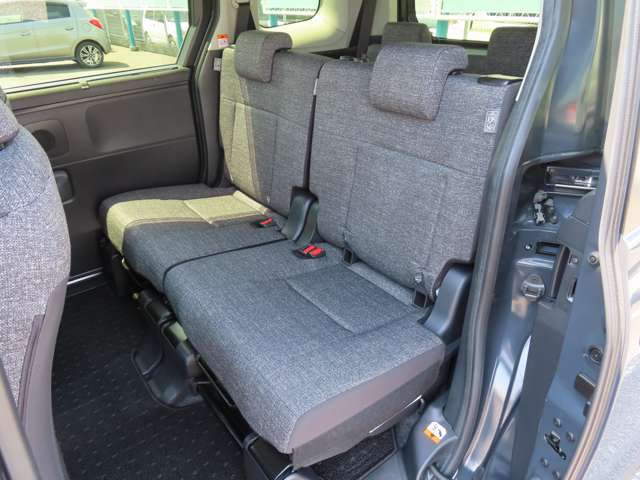 良質なクッションを使用している為、車内でもくつろいでいただけます。