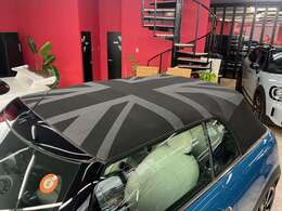 この度は当店の車両をご覧いただきありがとうございます。クラブユーロプレミアム店は国道18号産業道路沿い、黒い看板が目印です(*^^*)