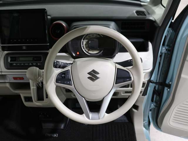 運転しやすいハンドルです。