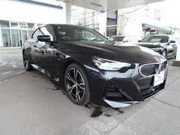 徹底した納車前点検とBMWメカニックが持つ高い技術力で、 高いクオリティを保っております。皆様のBMWライフを真心こめてサポートいたします。