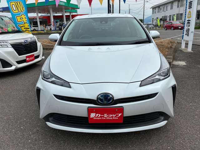 お車に詳しくない方でも経験豊富なスタッフが親切丁寧に、ご相談いただいております。ご満足のいく愛車お探しのお手伝いいたします。