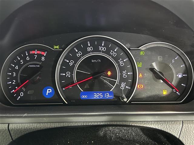【スピードメーター】メーターがシンプルで見やすく運転しやすいですね！