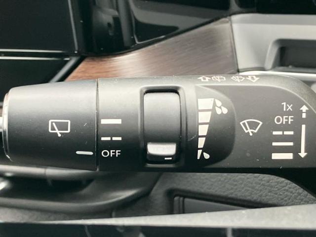 国産車から輸入車まで多様なお客様のニーズのお応えできるように、全国規模で豊富な在庫展開！車のことならWECARSへ！