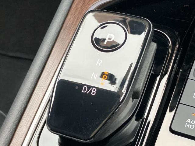 お車に合わせて無料保証以外にも、保証範囲、期間、距離を拡充させた有料保証もご用意しております！中古車の購入が初めてで不安・・・というお客様もご安心ください！