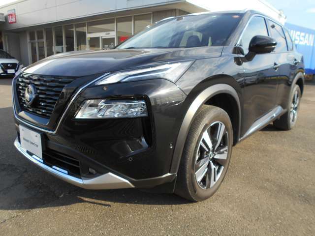 当店スタッフ査定車両エクストレイル入庫しました。査定資格を持ったスタッフが厳しい査定行い厳選したお車です。少しでも気に成ったら是非お気軽にお問い合わせ下さい。電話、メール問いません。