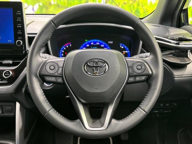 WECARSの展示場では実際に見て、触ってお車をお選びいただけます！知識の豊富な営業スタッフが様々なカーライフをご提案いたします！