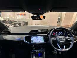 LIBERALAは、輸入車選びの新たなスタイルを提案するインポート・セレクト・ブランドです。オーナー様となる方がクルマから直接感じる感性を第一にした、最良の一台との出会いをコーディネートいたします。