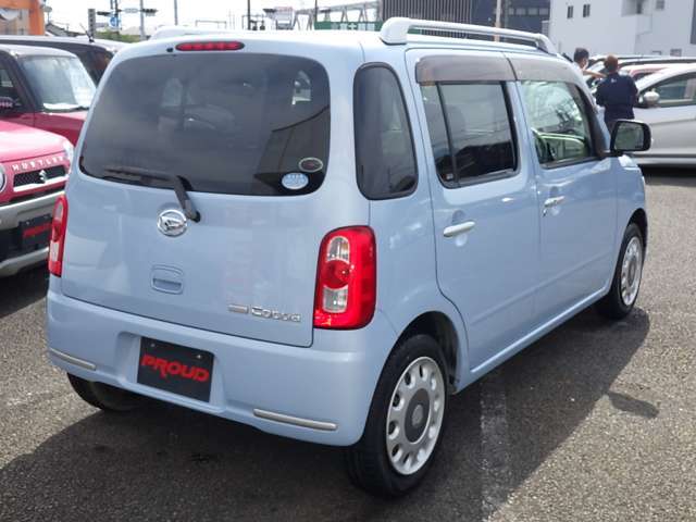 車両入庫チェックではエンジン・機関系をはじめ、電装装備、内装など100項目以上のチェックをしています。試乗も行なっていますのでご安心下さい。