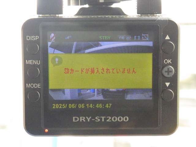 オプションもお申し付けください！ナビ、アルミ、フィルム施工やコーティングなども承ります！自分だけの特別仕様車！大切な車を少しでもきれいに保ちたい！など、お客様のご要望にお答えいたします♪