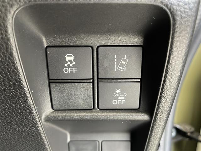 【運転席操作部】快適なドライブを楽しむための機能が装備されています！運転席から触れるので、使いやすいです！除菌プランいれていただくと、さらに清潔で安心していただけます！