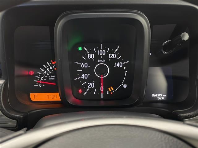 【スピードメーター】メーターがシンプルで見やすく運転しやすいですね！◆乗って触って体感してみてください！！当社車両は試乗可能です！お気軽にスタッフまでご相談ください！