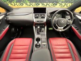 グループ総在庫数約30，000台！！全国の系列店からメーカー・車種問わずご紹介出来るので、あなたにピッタリのお車が見つかるはずです♪まずはお問い合わせ下さい☆