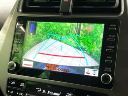 【バックカメラ】駐車時に後方がリアルタイム映像で確認できます。大型商業施設や立体駐車場での駐車時や、夜間のバック時に大活躍！運転スキルに関わらず、今や必須となった装備のひとつです！