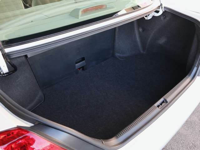 ▲総額はお住まいの地域によって変わりますので、お気軽にお問合せください♪陸送納車や希望ナンバー、コーティングなどご希望の際はまずはお問い合わせください！