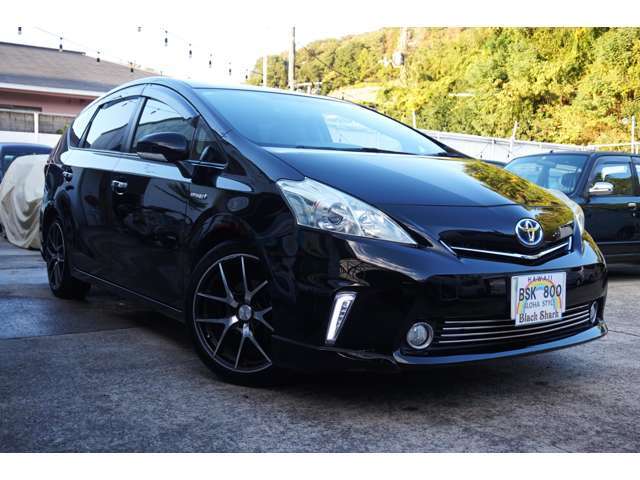 ホイールはRAYSのホムラ♪18インチを装着！！TEINのスプリングによるローダウンです☆ホイールは大き過ぎないサイズで乗り心地にもこだわりカスタムされています！