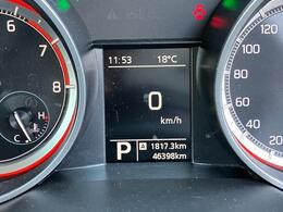 液晶インフォメーションディスプレイ装備！シフトレバーの位置表示や走行距離表示などを表示可能です！