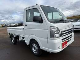 当社は軽自動車からバン、トラック、クレーン、ダンプ、重機を全国そして海外に販売している自動車会社です。