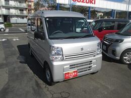 車体色　シルキーシルバーメタリック