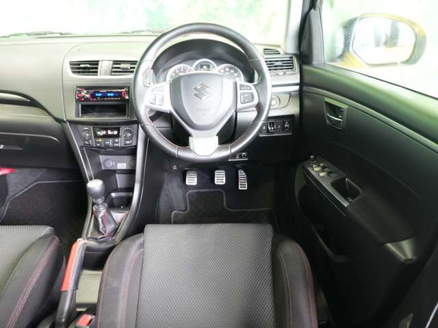 全国各地、お車納車できます！！車庫証明や面倒なお手続きも代行できます。初めてのご購入も安心できるように、丁寧にご説明致します。詳細写真もメールでお送りすることも可能ですのでお気軽にお申し付けください。