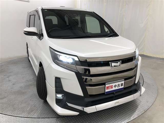 納車前にしっかり点検してお渡ししております。全店舗サービス工場も併設しております。納車後も安心してお任せ下さい。