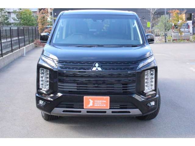【主要装備】マルチアラウンドビュー　衝突軽減ブレーキ　レーダークルーズコントロール　車線逸脱警報システム　両側電動スライドドア　電動サイドステップレス　オートマチックハイビーム★