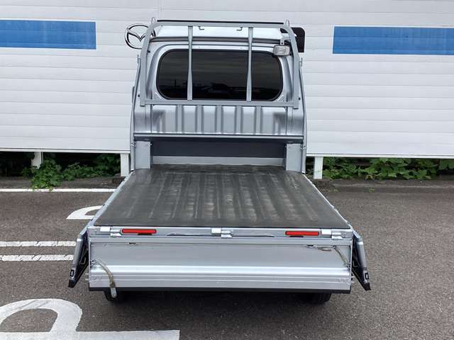 後方よりアオリオープン時です☆
