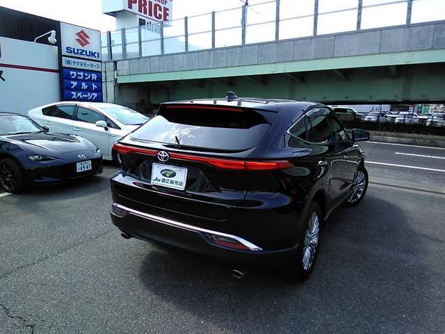 中国運輸局指定民間車検工場完備しております。ご購入後も安心してカーライフをお過ごし頂けるよう全力でサポートさせて頂きます。