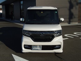 令和2年式のN-BOXカスタム入庫！！左側電動スライドドア！！純正メモリーナビ！！純正ドライブレコーダー！！フロント左右シートヒーター！！ETC！！USB充電接続端子！！純正アルミホイール！！