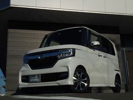 令和2年式のN-BOXカスタム入庫！！左側電動スライドドア！！純正メモリーナビ！！純正ドライブレコーダー！！フロント左右シートヒーター！！ETC！！USB充電接続端子！！純正アルミホイール！！