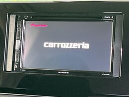 【ディスプレイオーディオ】視認性が高いディスプレイオーディオを装備♪操作性も良好で直感的なソース選択が可能です。