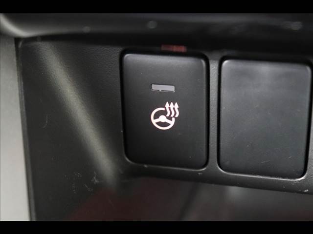 ◆よって全国の良いクルマを安く買い、安く運ぶことが実現し、販売価格にダイレクト還元しております。また、保管/検査/登録等も全て自社で行う事もお安く提供できる秘訣です。