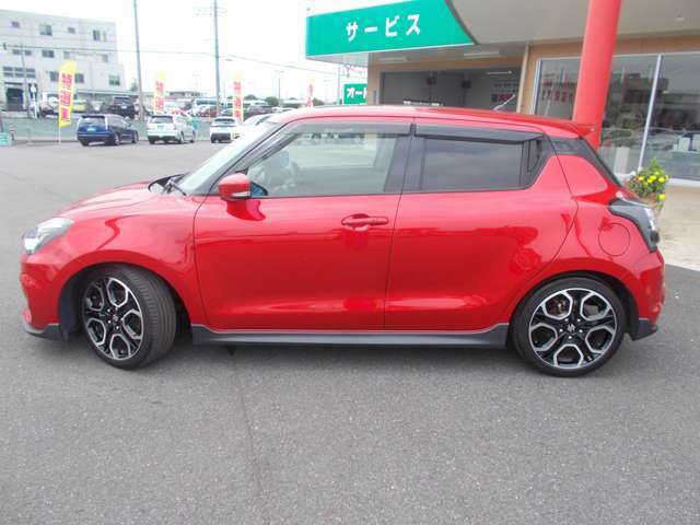 左右見やすく運転しやすいです(^^)/