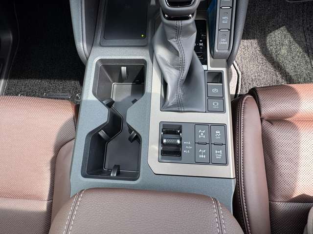 トヨタ ランドクルーザー250 2.8 ZX ディーゼルターボ 4WD 2025