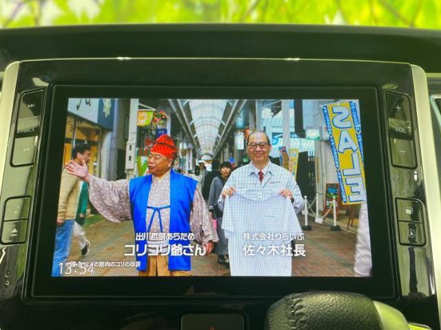 WECARSの店舗にはキッズコーナーがございます！お子様連れのお客様もごゆっくり車選びをお楽しみいただける空間です！