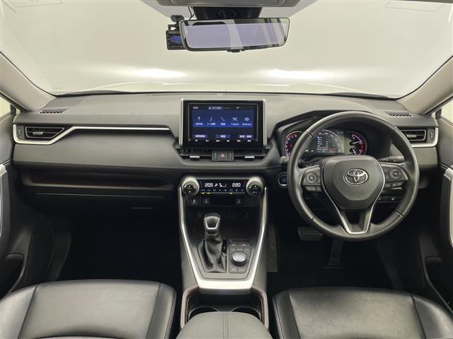 【インパネ全体】全方位で視界が広く、高い目線で運転もしやすいです！◆ご来店予約受付中！無料の来店予約は【来店予約をする】ボタンから！◆