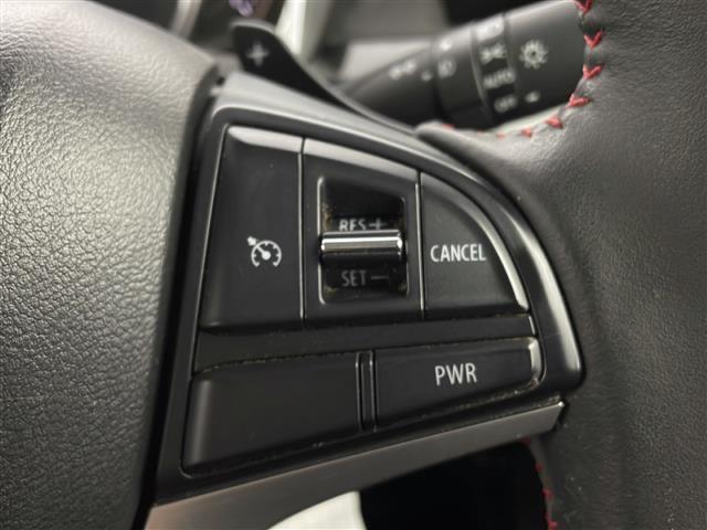 気になる車はすぐにお問い合わせください！画面右側の0066から始まる無料ダイヤルからお問い合わせ下さい！専門スタッフがお車のご質問にお答えいたします！