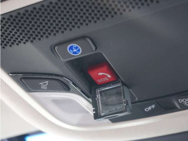 新世代コネクテッド技術「Honda CONNECT」搭載。緊急時にオペレーターのサポートを受けることも可能です。