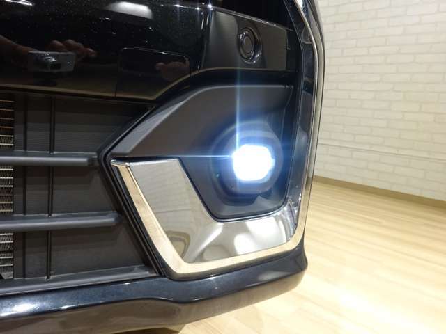 スペーシアカスタム ハイブリッドGS 4WD デュアルセンサーブレーキサポート LEDヘッドライト LEDフォグランプ 左側パワースライドドア 前席シートヒーター アダプティブクルーズコントロール